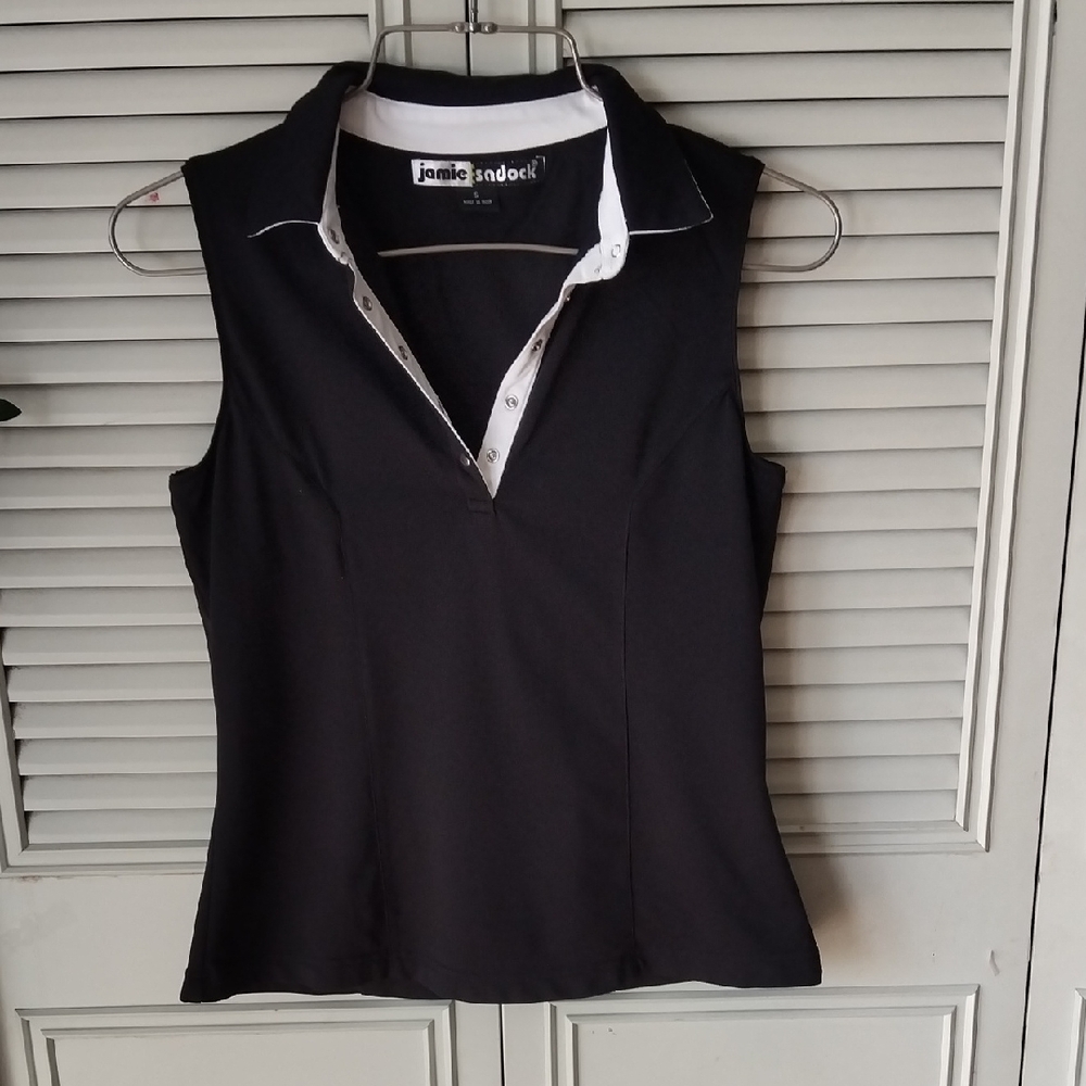Black Sleeveless Top